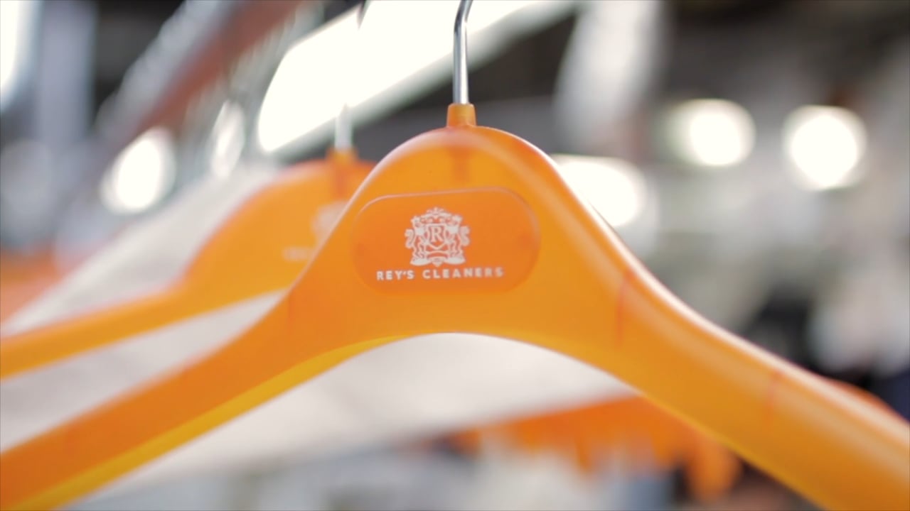 ACCOMMOVISION | Rey's Cleaners | Dry Cleaning De Luxe